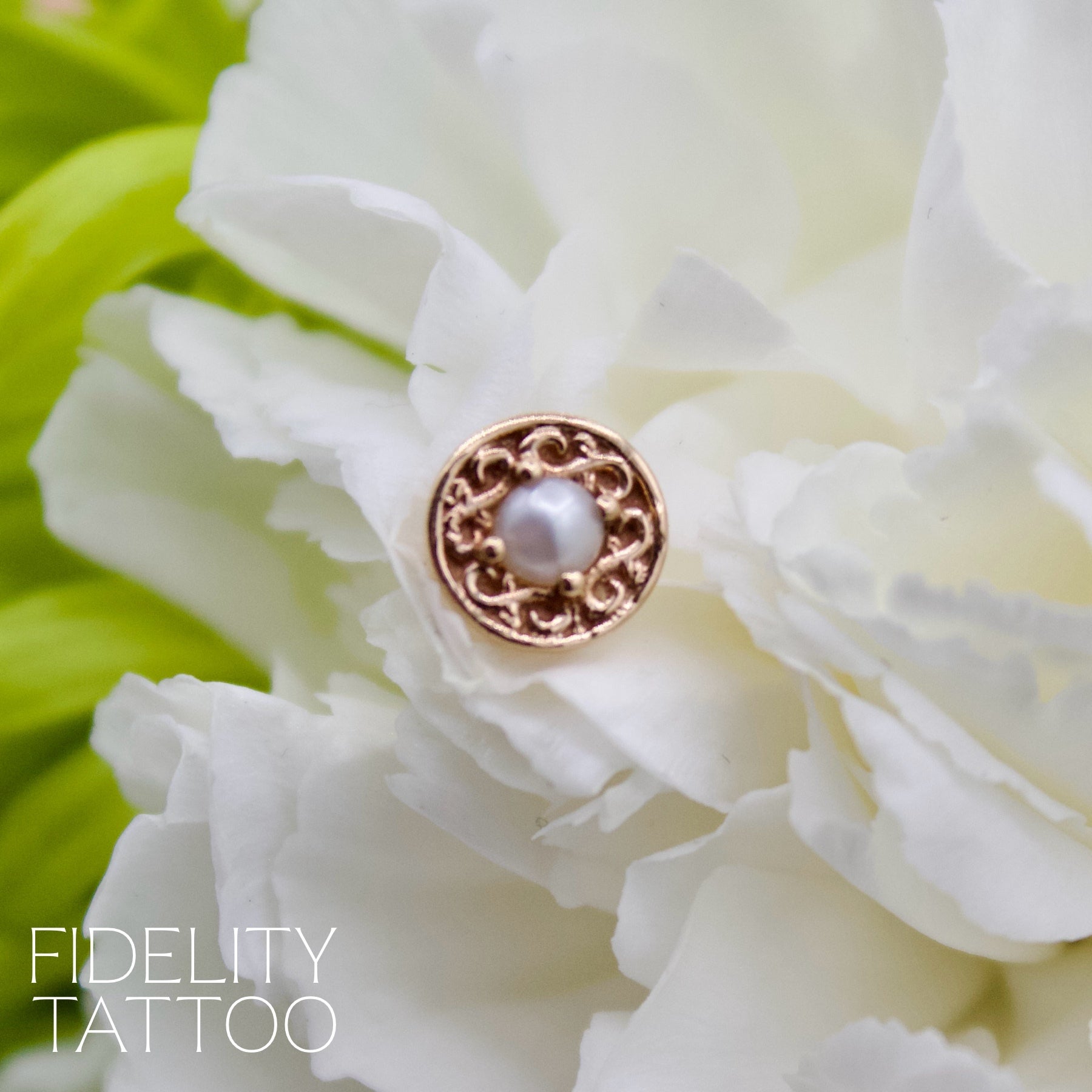 Elizabeth Threaded End in Gold by BVLA